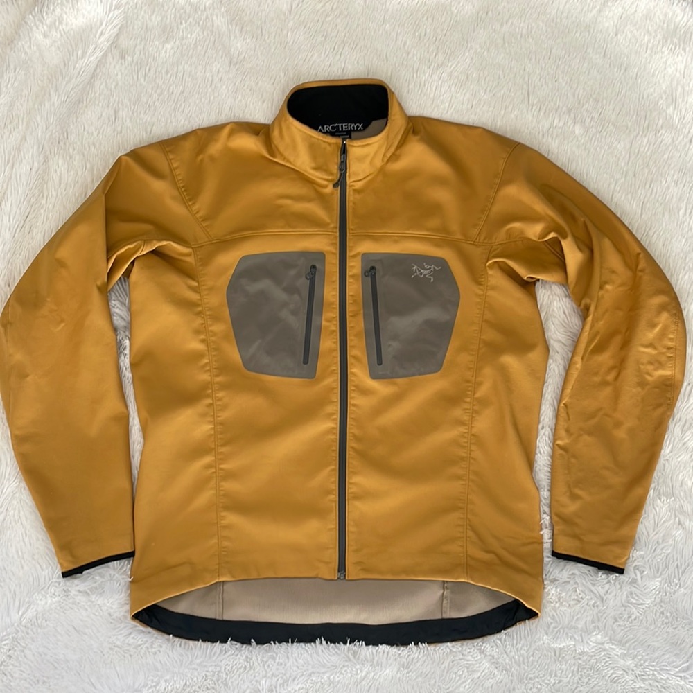 Arc’teryx Softshell mens large